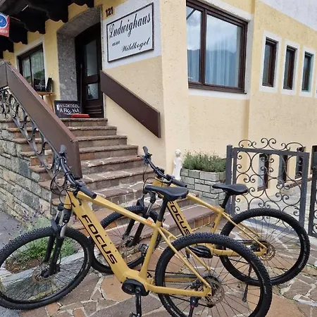 Rum i privatbostad Ludwighaus Neukirchen am Großvenediger