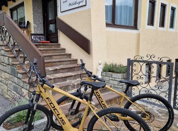 Δωμάτια σε οικογενειακή κατοικία Ludwighaus Neukirchen am Großvenediger