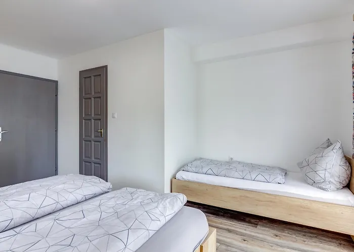 Δωμάτια σε οικογενειακή κατοικία Ludwighaus *